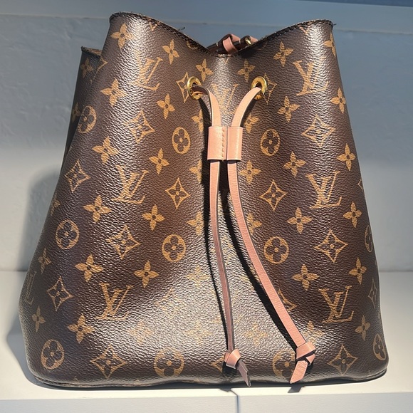 Authentic Louis Vuitton Neo noe Rose and monogram - Picture 13 of 14